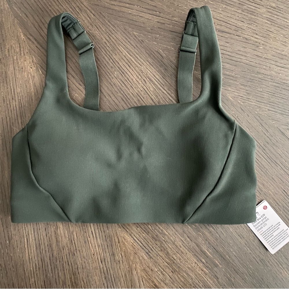 Lululemon Ribbed Train Bra Medium Support, C/D Cups